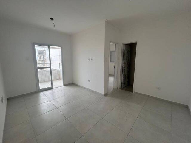 Apartamento para Venda em Praia Grande - 4