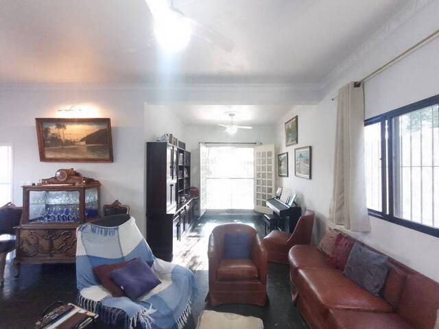 #6568 - Casa para Venda em Praia Grande - SP