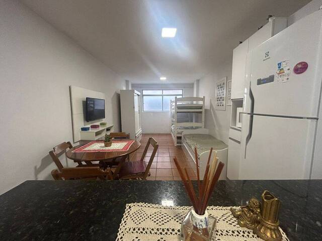 #6671 - Kitnet para Venda em Praia Grande - SP