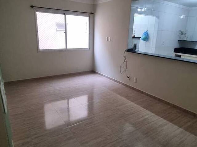 Apartamento para Venda em Praia Grande - 4