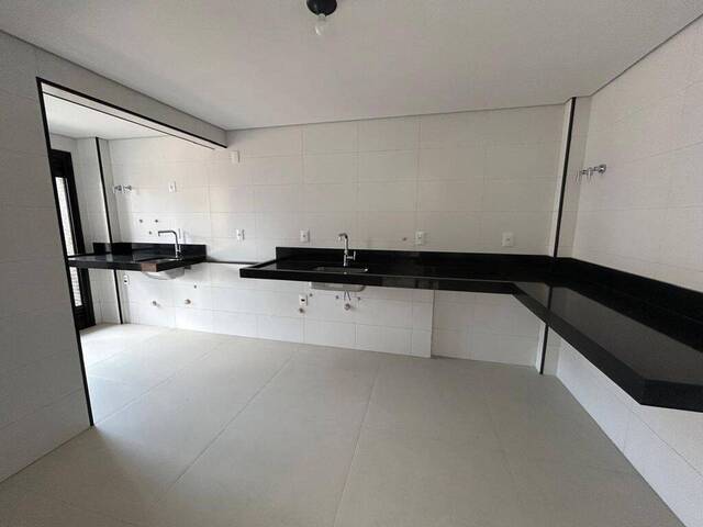 Apartamento para Venda em Praia Grande - 4