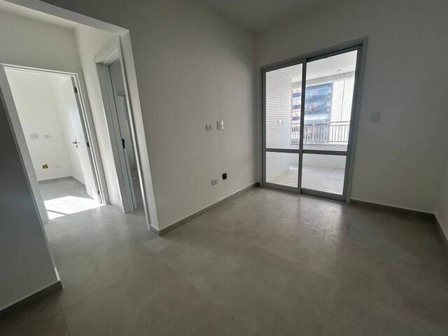 #6737 - Apartamento para Venda em Praia Grande - SP