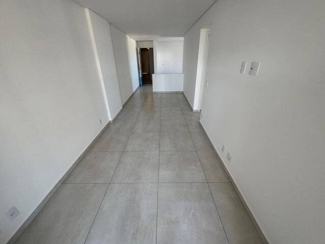 #6747 - Apartamento para Venda em Praia Grande - SP