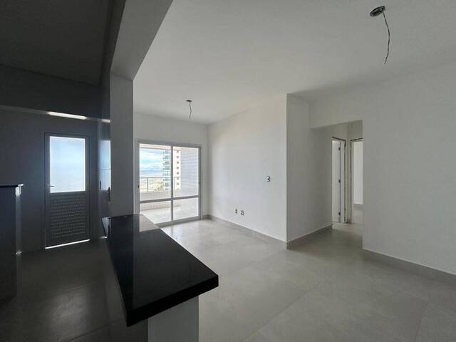 #6749 - Apartamento para Venda em Praia Grande - SP