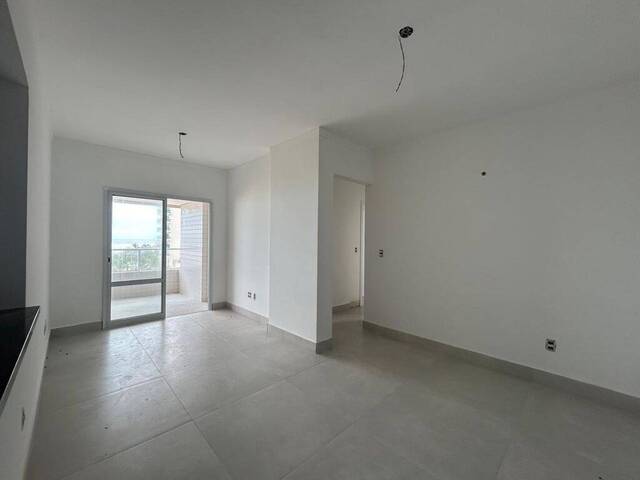 #6750 - Apartamento para Venda em Praia Grande - SP
