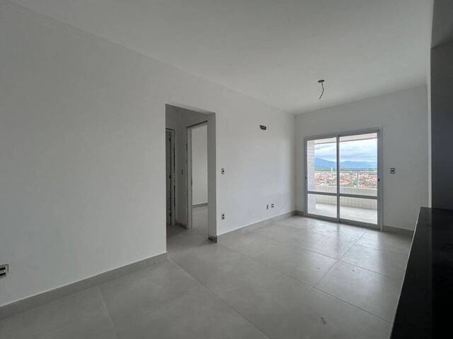 Apartamento para Venda em Praia Grande - 4
