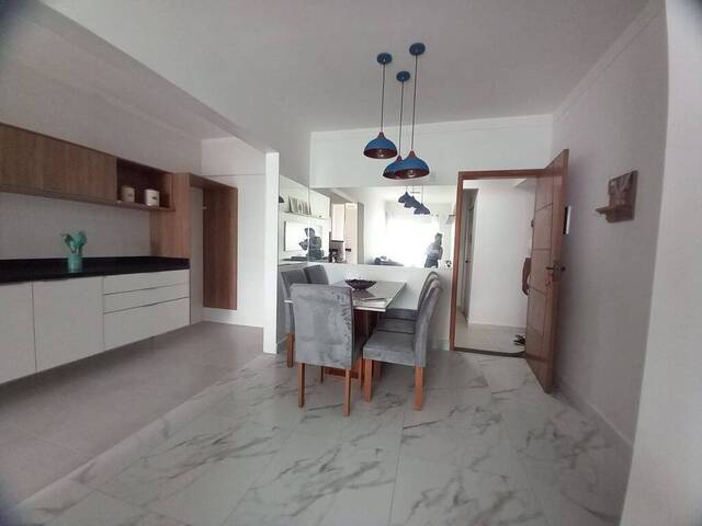 #6766 - Apartamento para Venda em Praia Grande - SP