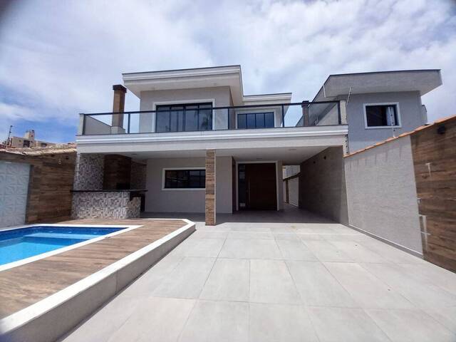 #6768 - Sobrado para Venda em Praia Grande - SP