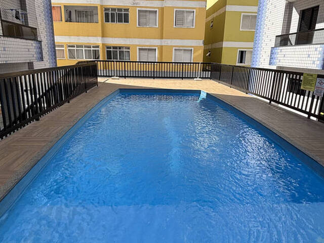 #111 - Apartamento para Venda em Praia Grande - SP