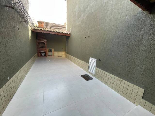 Casa para Venda em Praia Grande - 3