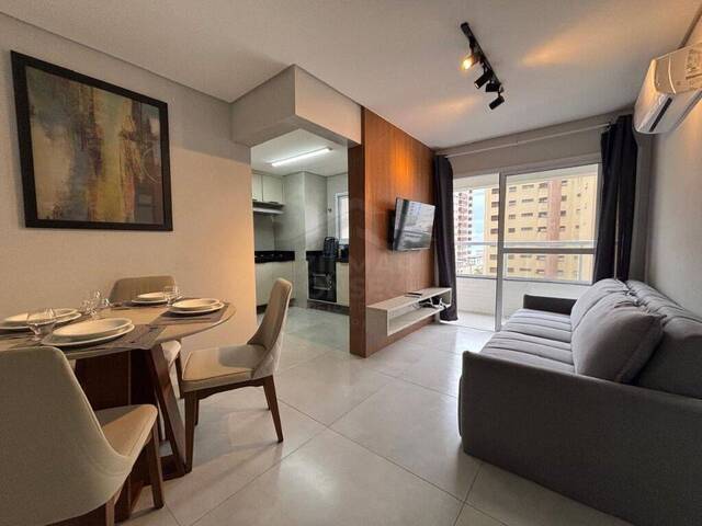 Apartamento para Venda em Praia Grande - 2