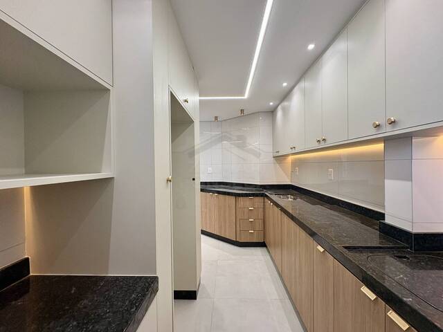 Apartamento para Venda em Praia Grande - 5