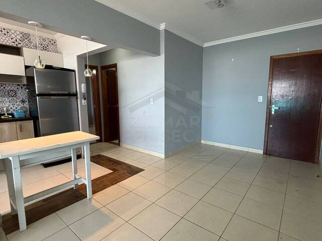 #123 - Apartamento para Venda em Praia Grande - SP