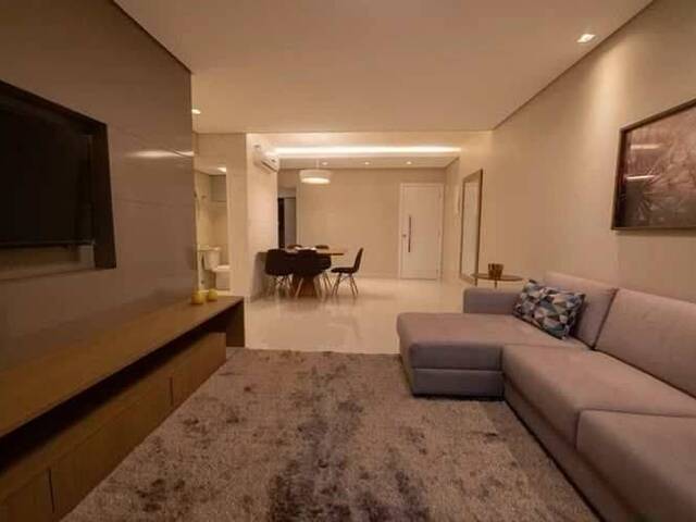 Apartamento para Venda em Praia Grande - 2