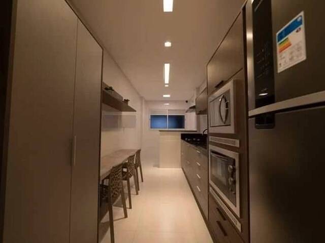 Apartamento para Venda em Praia Grande - 4