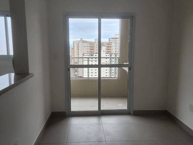 Apartamento para Venda em Praia Grande - 4